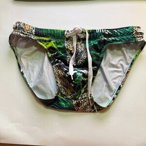 Men's Swim Briefs - Medium